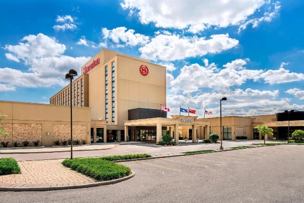 Sheraton Toronto Airport Hotel & Conference Centre image 2