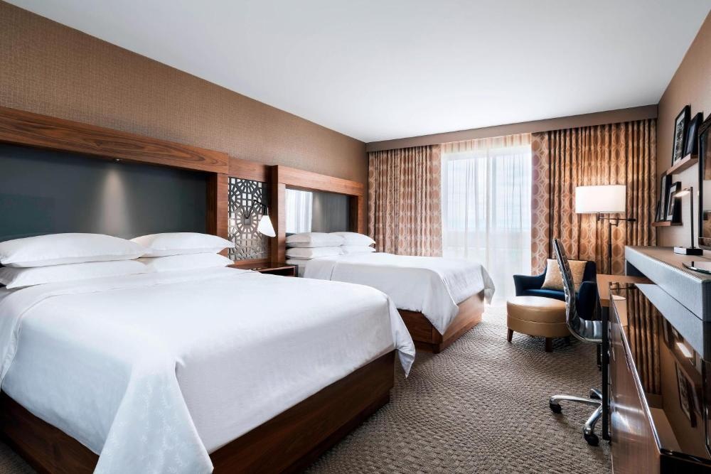 Sheraton Toronto Airport Hotel & Conference Centre